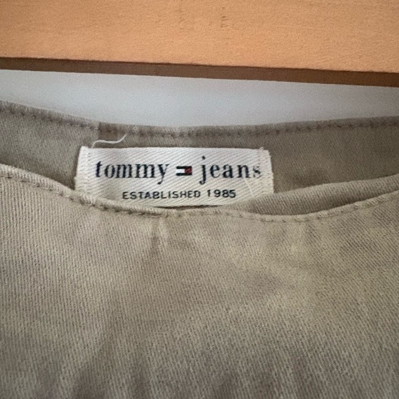 Tommy Hilfiger Women's Tan Skirt - Picture 2 of 7